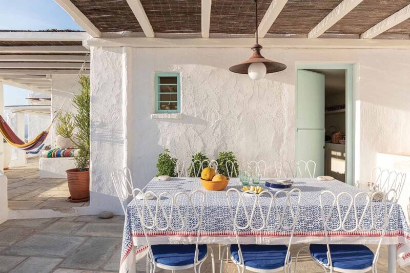 Villa Papyrella a Mykonos, una casa dove il fascino dello stile mediterraneo incontra la raffinatezza contemporanea