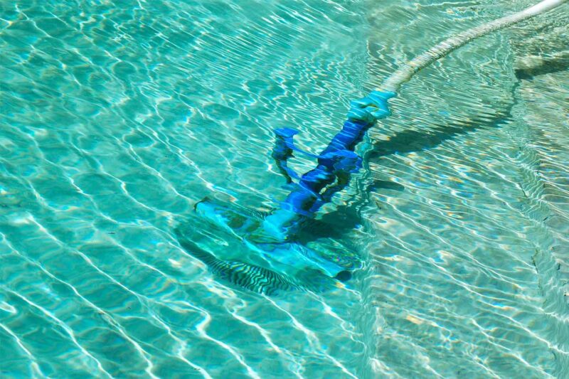 Quante volte pulire la piscina