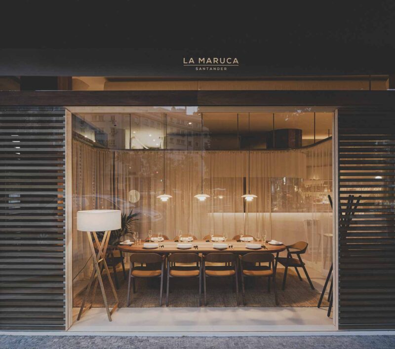 dettaglio vetrina ristorante La Maruca a Madrid firmato Zooco