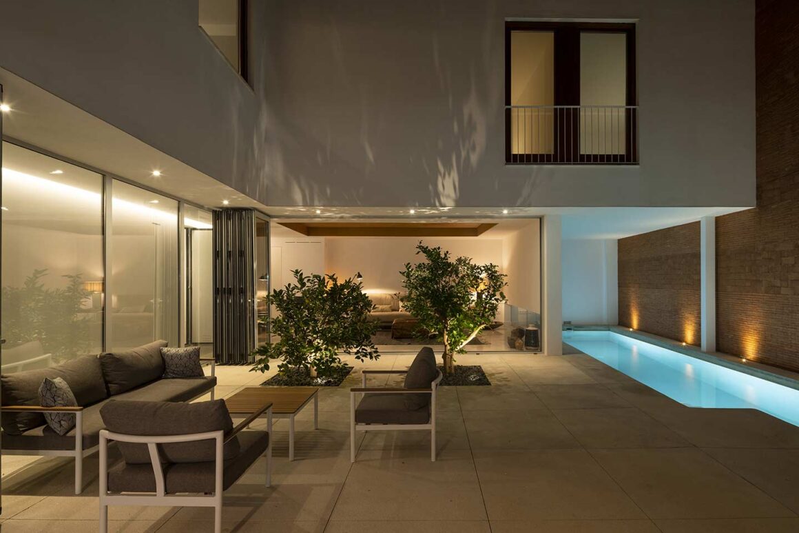 patio Wiik House di DTR_studio architects