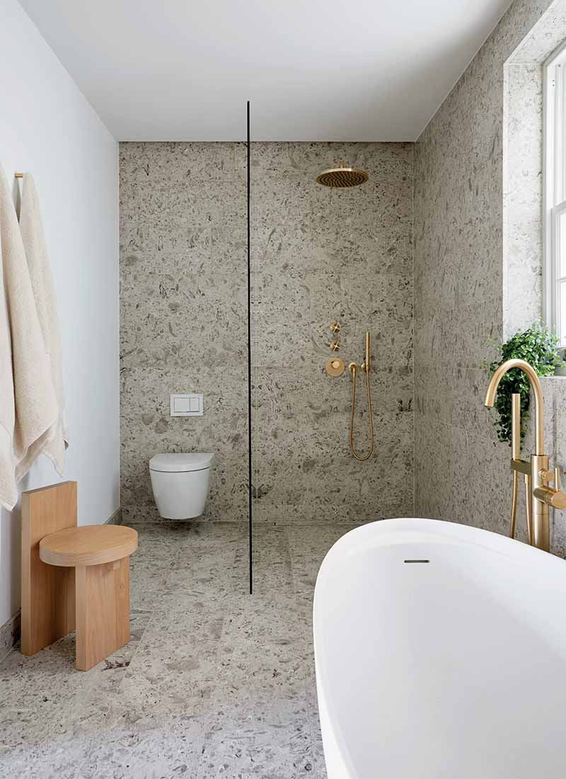 DORNBRACHT Kensington Mews House Bathroom 1