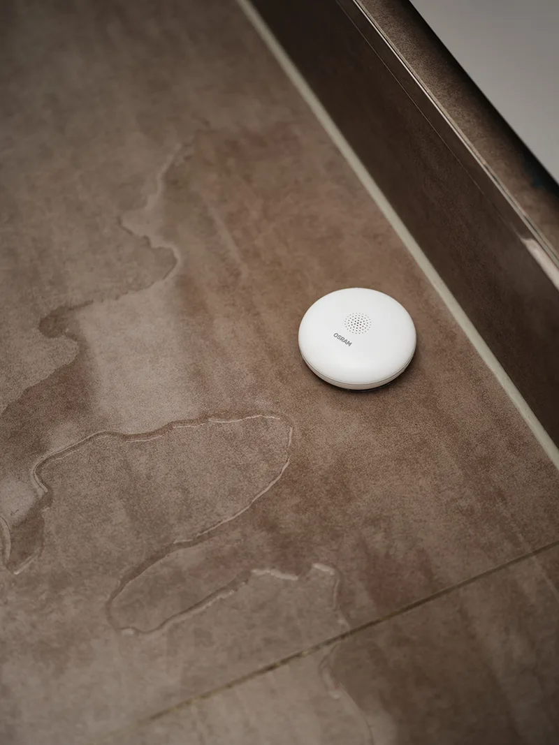 Sensore per allagamenti Ledvance integrato negli impianti di domotica