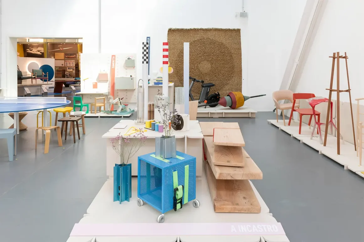 Vista generale dell'allestimento di SCISCIORÉ all'ADI Design Museum di Milano, 2026